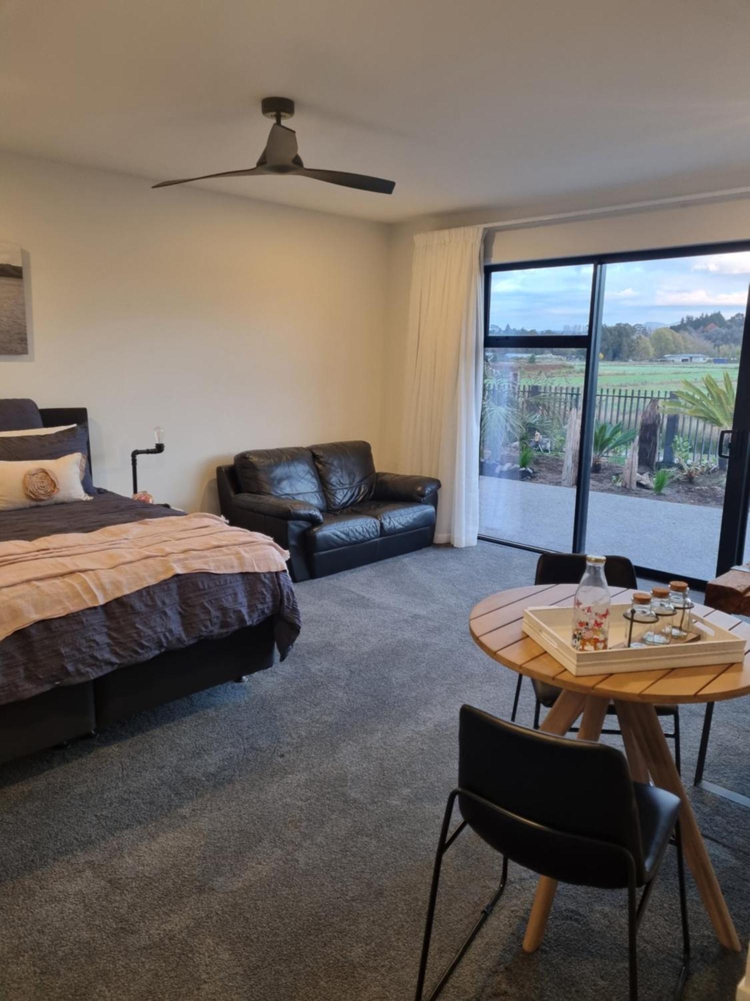Bach22 Rustic Romantic Getaway Te Puna Exterior photo
